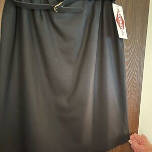 Vintage Black Pendleton skirt made in the USA size 14P perfect in every way